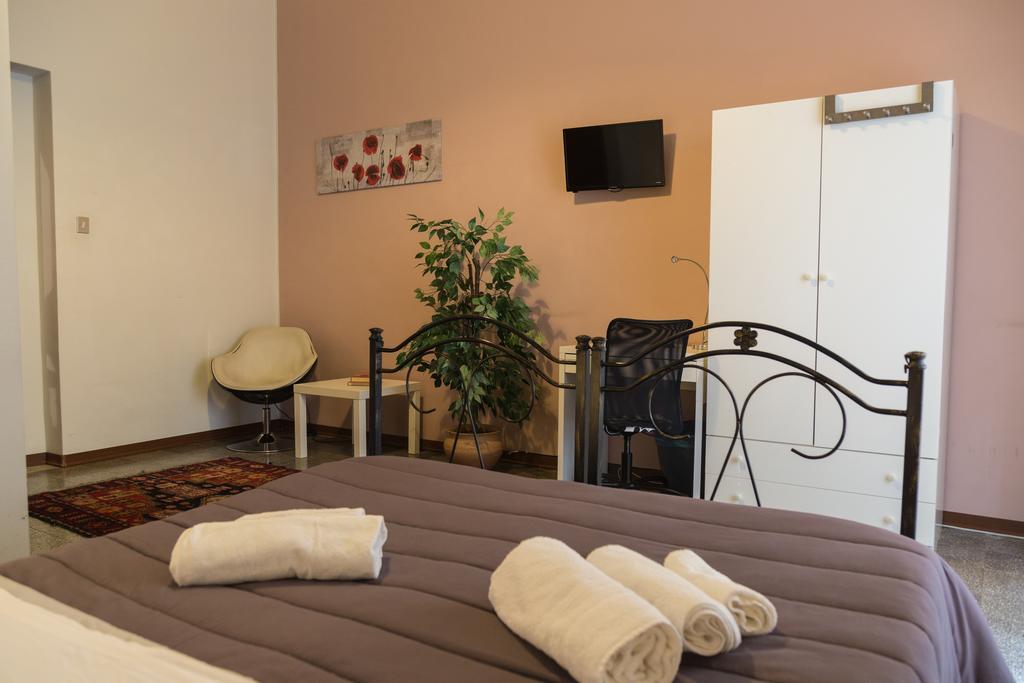 Tra L'Etna E Il Mare B&B CTA Exteriör bild
